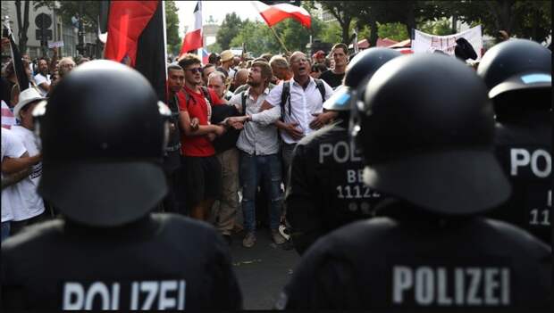Германия одобрила майдан в Белоруссии и запретила митинги против коронабесия...