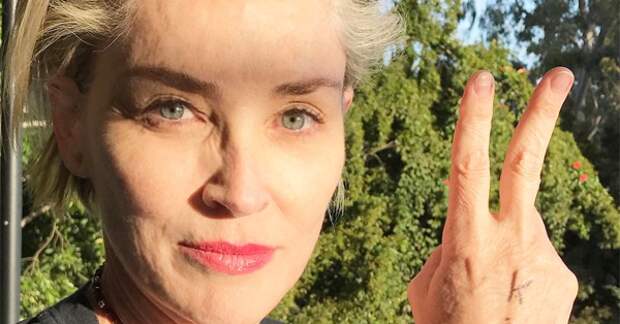 Шэрон Стоун не стесняется показывать свое тело и морщины