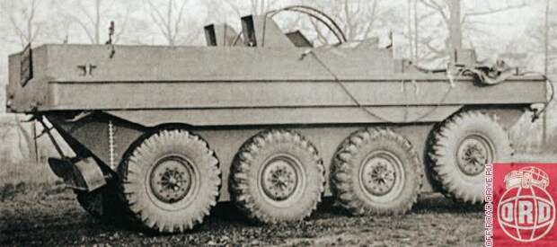 Амфибии Terrapine разрабатывались «на стороне», но выпускались Nuffield Organization.