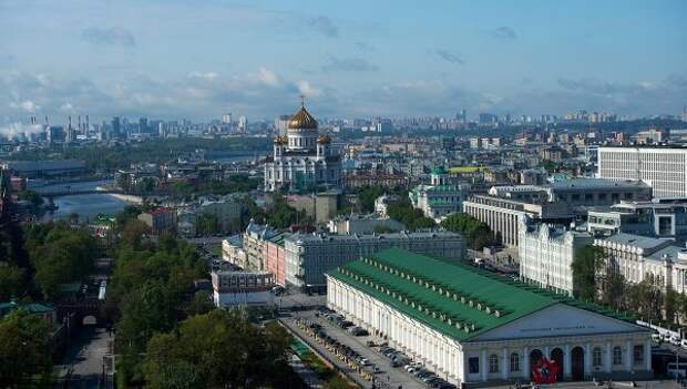 Вид на здание центрального выставочного зала Манеж. Архивное фото