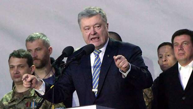 Президент Украины Петр Порошенко на митингах в Черкассах в рамках предвыборной кампании