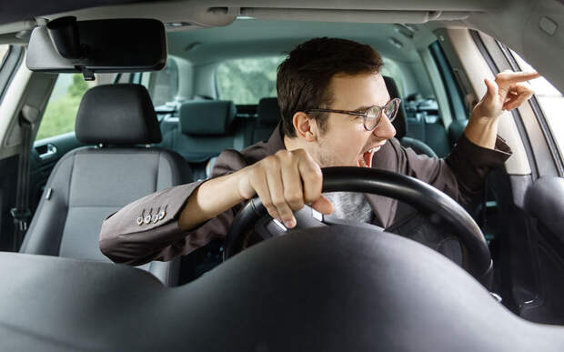 7 привычек, которые мешают каждому (почти) водителю