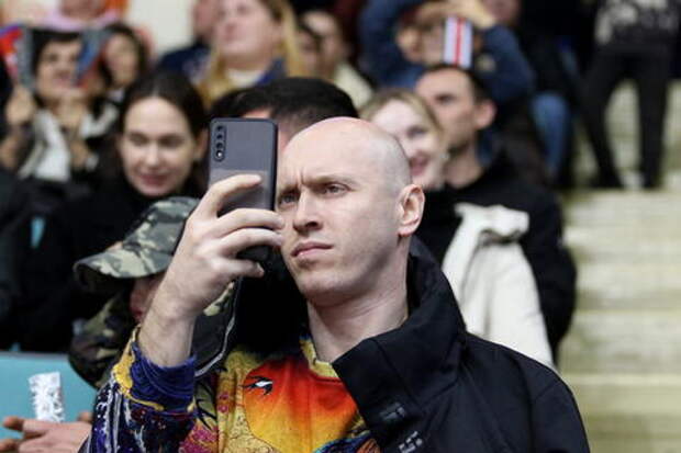 Скопировать голос, украсть фото и видео: что могут сделать наглые мошенники, если уже следят за Вами