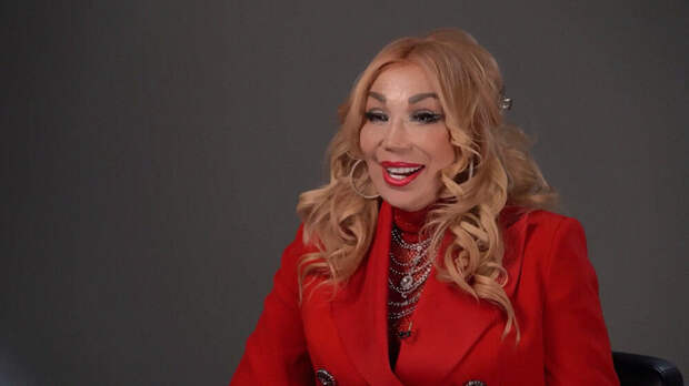 Распутина заявила, что Пугачева "вычеркнула" ее из "Голубого огонька"