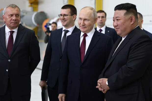 "Нодон синмун": КНДР считает честью сражаться плечом к плечу вместе с Россией