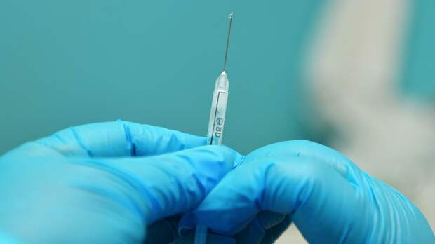 В Узбекистане ввели обязательную вакцинацию от коронавируса 