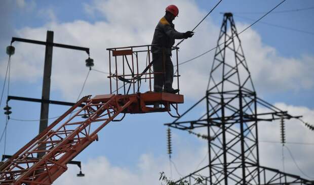 В Запорожской области 213 тыс. абонентов остаются без электроснабжения