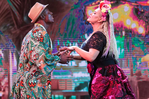 Новосибирец Митя Фомин зажег с Анной Семенович в шоу «Конфетка»