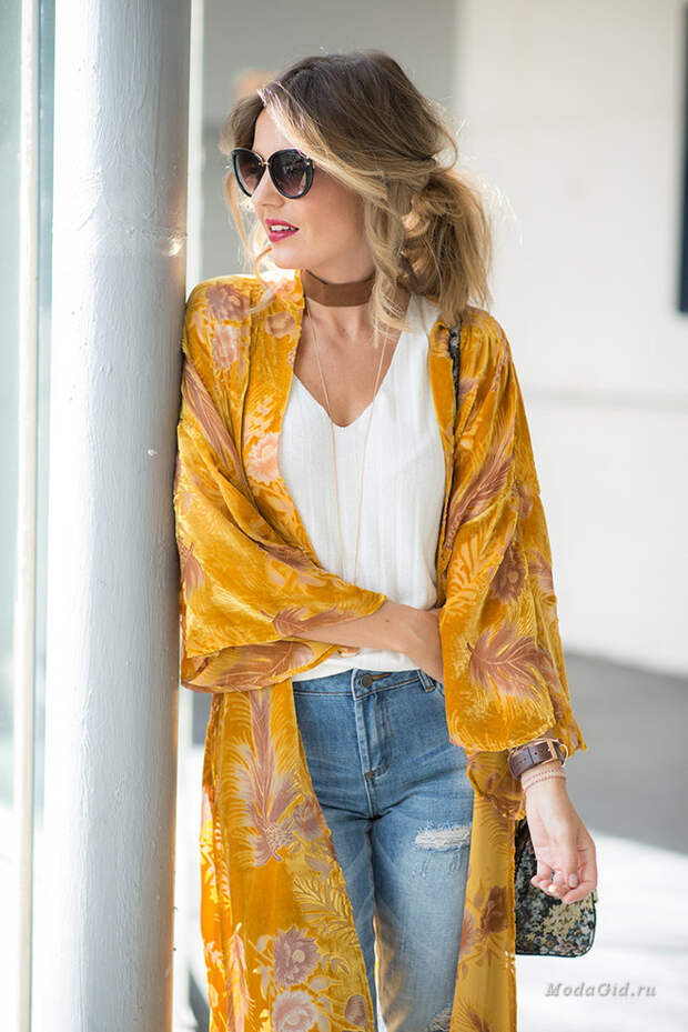 Желтый цвет в летней уличной моде: модные образы в желтом цвете