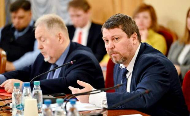 «Круглый стол» КПРФ: Анклавы мигрантов в городах — штука взрывоопасная, рванет — мало не покажется