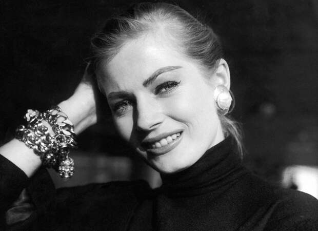 Скончалась звезда «Сладкой жизни» актриса Анита Экберг