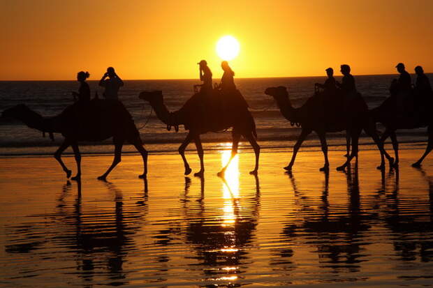 Пляж Кейбл Бич (Cable Beach). Австралия