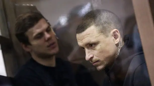 «Нужно будет пахать»: как специалисты оценили шансы Кокорина и Мамаева перезапустить карьеры