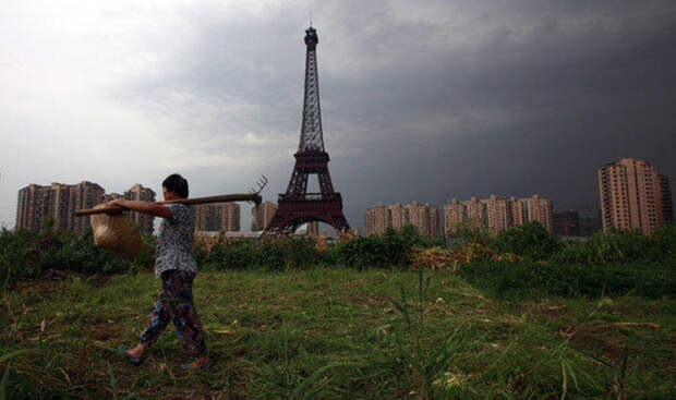 В Китае могут подделать все, даже Париж 