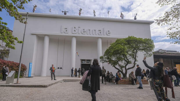 Россия впервые за три года примет участие в Венецианской биеннале