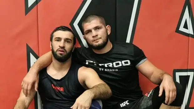 Тухугов одолел Рамоса в бою на UFC 267