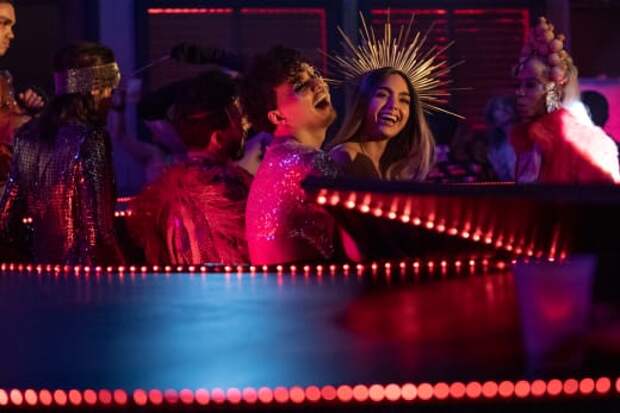 Dancing with Friends on Vida Season 2