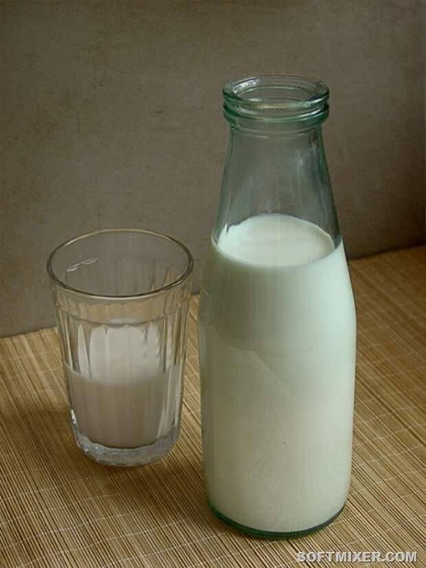 mleko-w-butelce-PRL