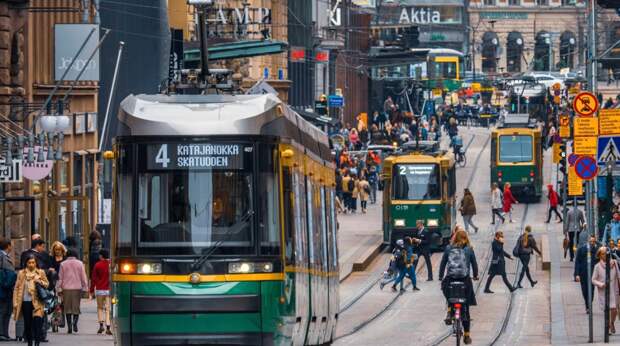 Iltalehti: жители Хельсинки заметили на деревьях странное вещество