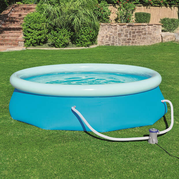 Надувной бассейн – отличная вещь на лето