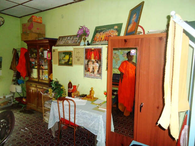 ГеоФрешер - Будни буддистского монастыря