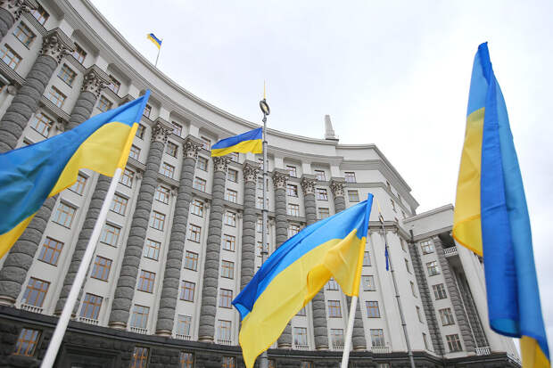 Дипломат Настасьин: Киев нарушил фактически все статьи Конституции Украины