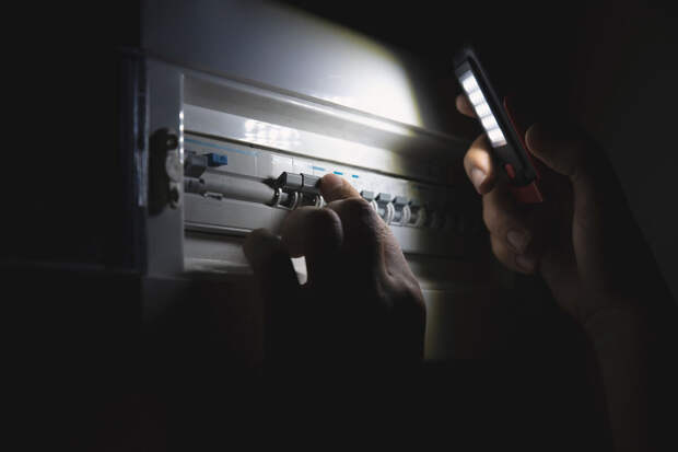 Администрация Раменского пообещала вернуть свет в дома жителей через два часа