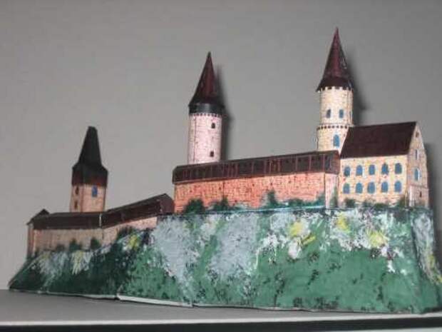 Реконструкция Хенцинского замка.