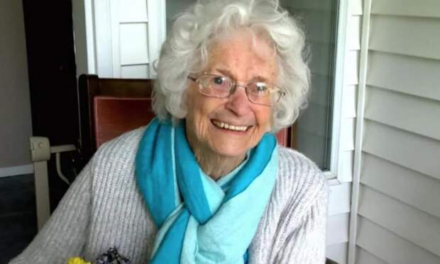 Бабушка каждый день провожала детей до школы, и когда ей понадобилась помощь, они отплатили тем же