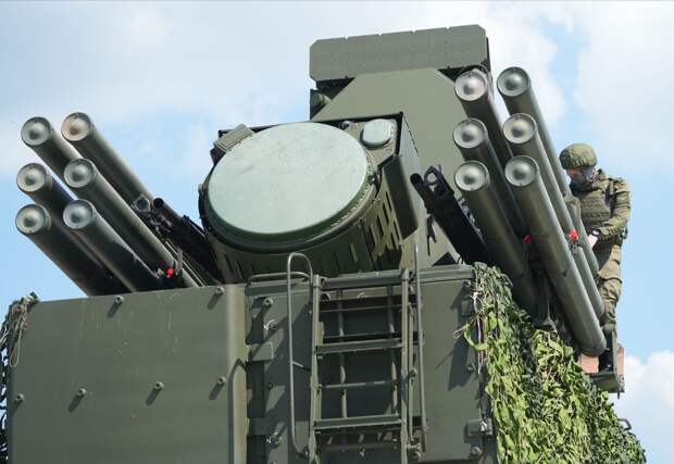 Силы ПВО за сутки сбили 605 украинских дронов
