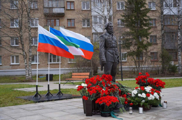 Моторола в родном городе. В Ухте открыли памятник герою Донбасса, первому командиру «Спарты»