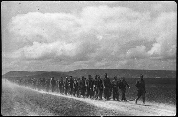 Берлин 1945 года в объективе Валерия Фоминского вов, ностальгия, фронтовые фотокорреспонденты