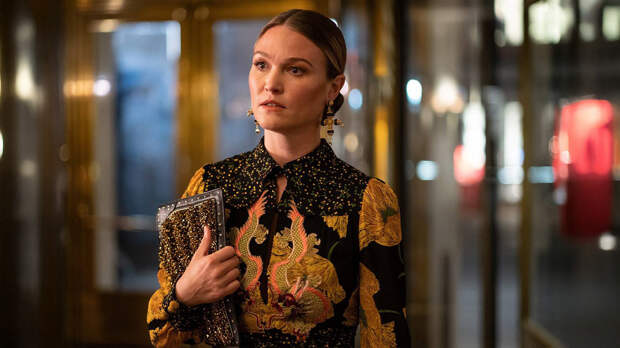 Кадр из сериала "Ривьера"