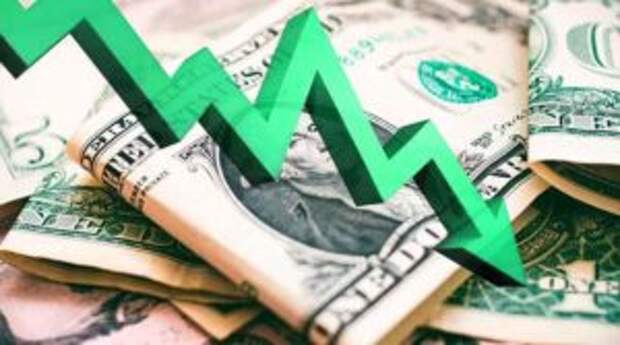 Курс доллара упал ниже 66 рублей впервые за два года