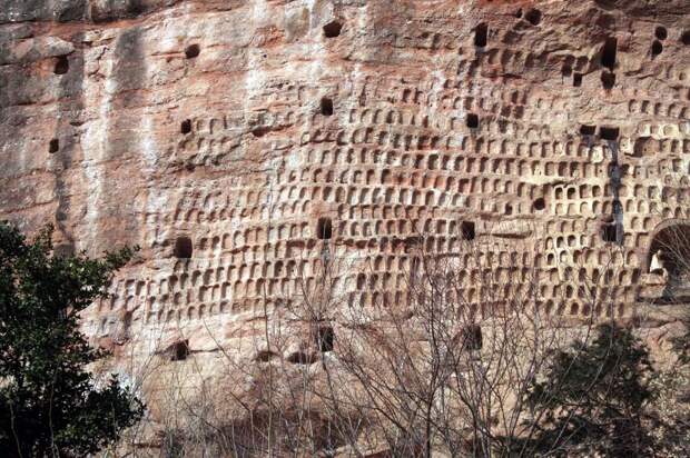 Гроты Майцзишань Maijishan Grottoes 4 Гроты Майцзишань