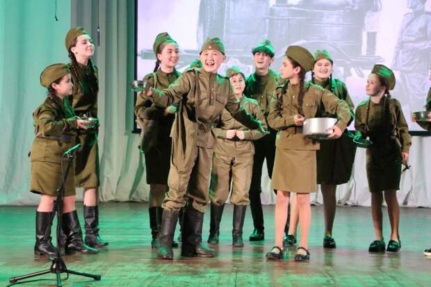 В Гиагинском районе прошел VII Межрегиональный фестиваль любительских детских театральных коллективов