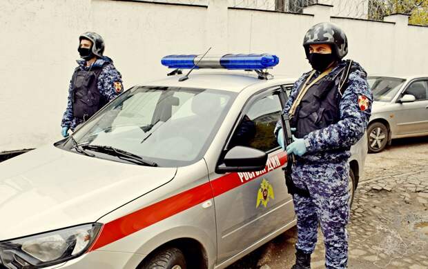В симферопольском баре двое пьяных мужчин избили человека
