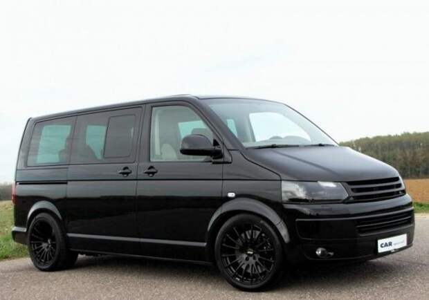 Микроавтобус Volkswagen Multivan с двигателем от Porsche 911