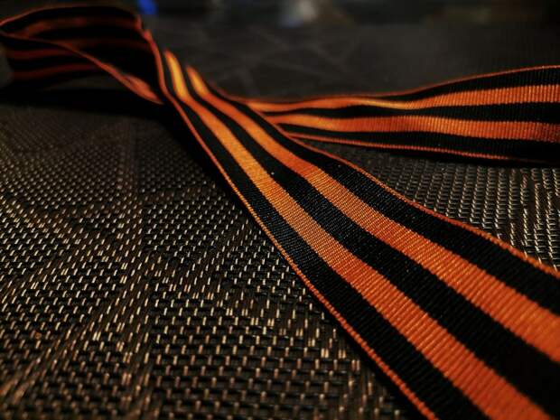 Для поставки Георгиевских лент в Петербрге опять выбрали «Резинотехнику»