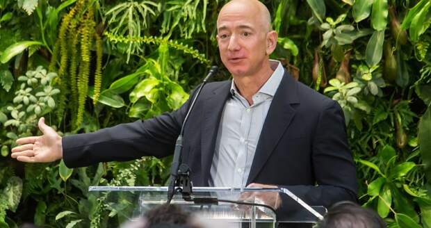 Богатейший человек мира Джефф Безос продал акции Amazon на $2,5 млрд