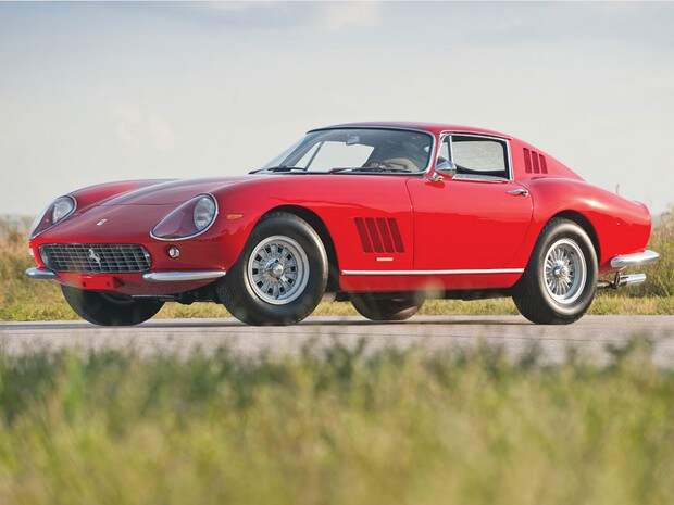 Ferrari 275 GTB (1964-1968). Двухместный классический спорткар, этот автомобиль стал первым не гоночным автомобилем марки. Ferrari 275 GTB (1964-1968). Двухместный классический спорткар, этот автомобиль стал первым не гоночным автомобилем марки. олдтаймер, ретро автомобили