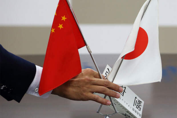 Россия может сыграть на конкуренции Японии и Китая в АТР