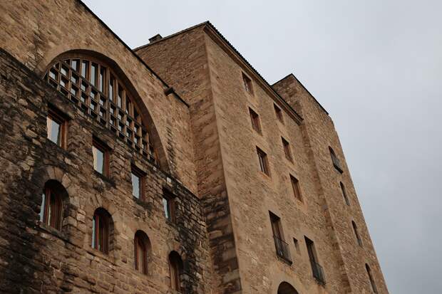 Cardona