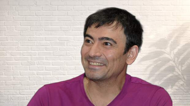 Забрал сына у матери и женился на другой: как 52-летний актёр «Бригады» построил семью вопреки всем правилам