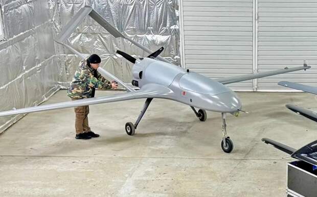 «Вы здесь больше не нужны»: Буданов пожаловался, что украинские технологии утекают за границу