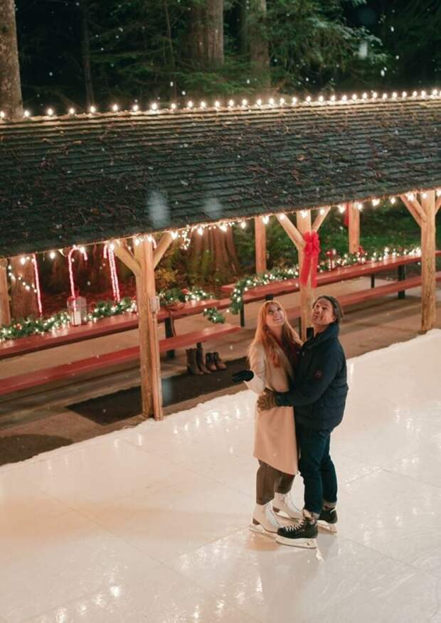 Romantic Iceskating -tall - Virgin River Season 5 Episode 12