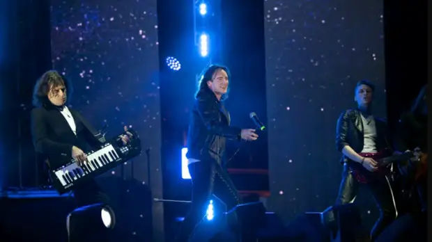 «Трава у дома» стала самой популярной советской песней в караоке у молодёжи