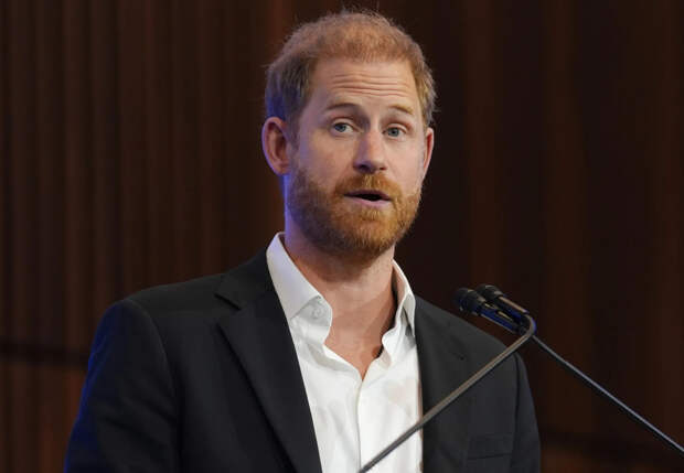 "Я друг Украины". Принц Гарри приехал в Киев и обратился к Путину