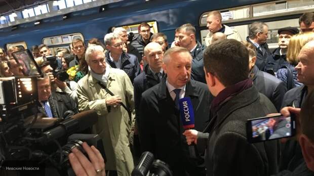 В Петербурге началось торжественное открытие новых станций Петербургского метро