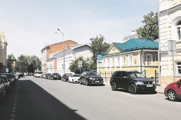 Нижегородцы обеспокоены строительством отеля в историческом центре города